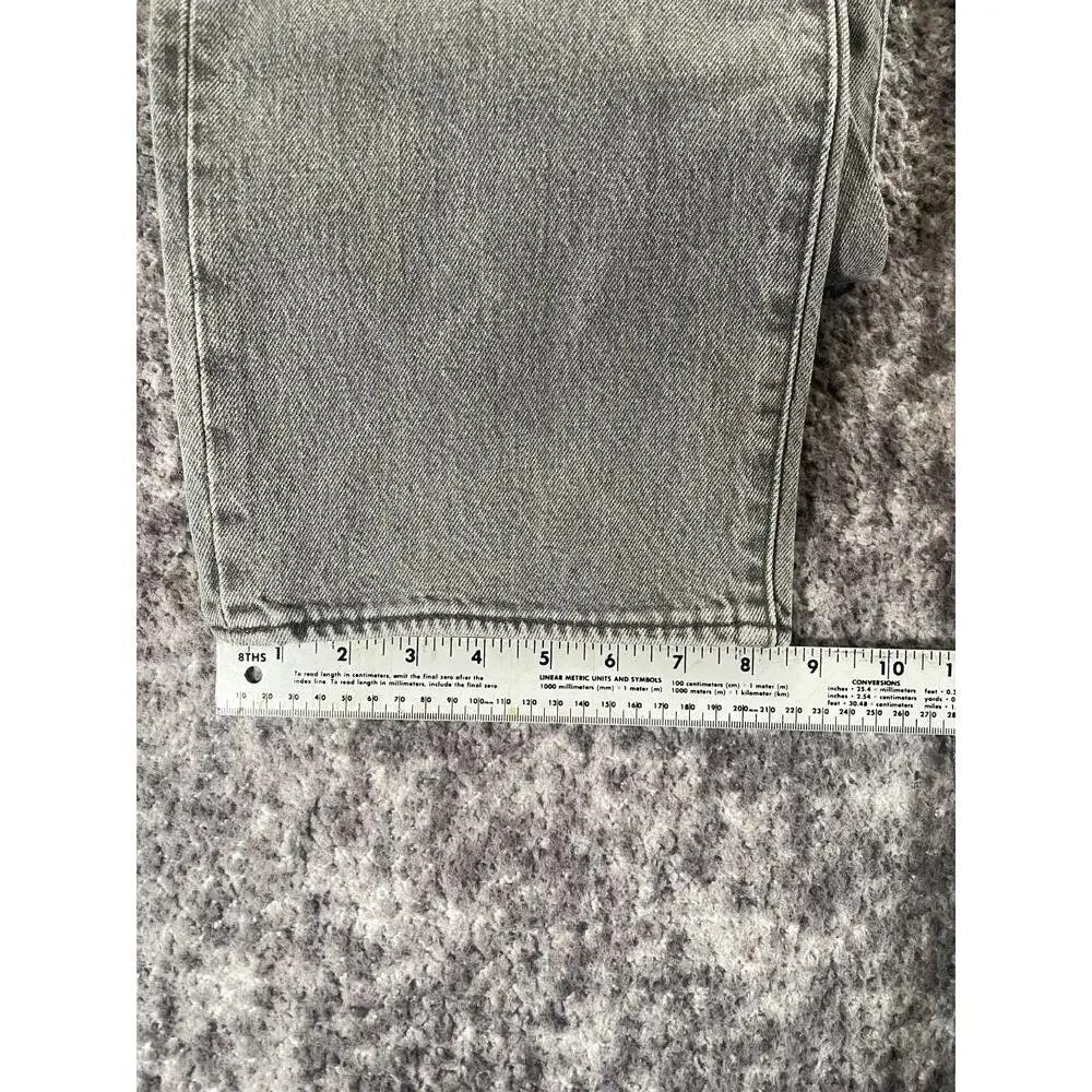 Levis 501 Original Fit Mens 36x31 Grey Straight Leg Button Fly Jeans 00501-2370